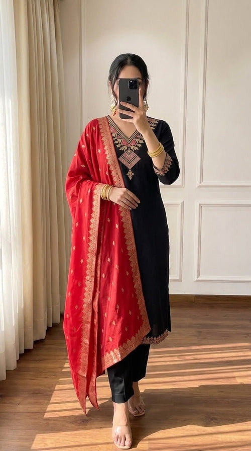 Embroidery Design black Kurta set - Trendora Fashion